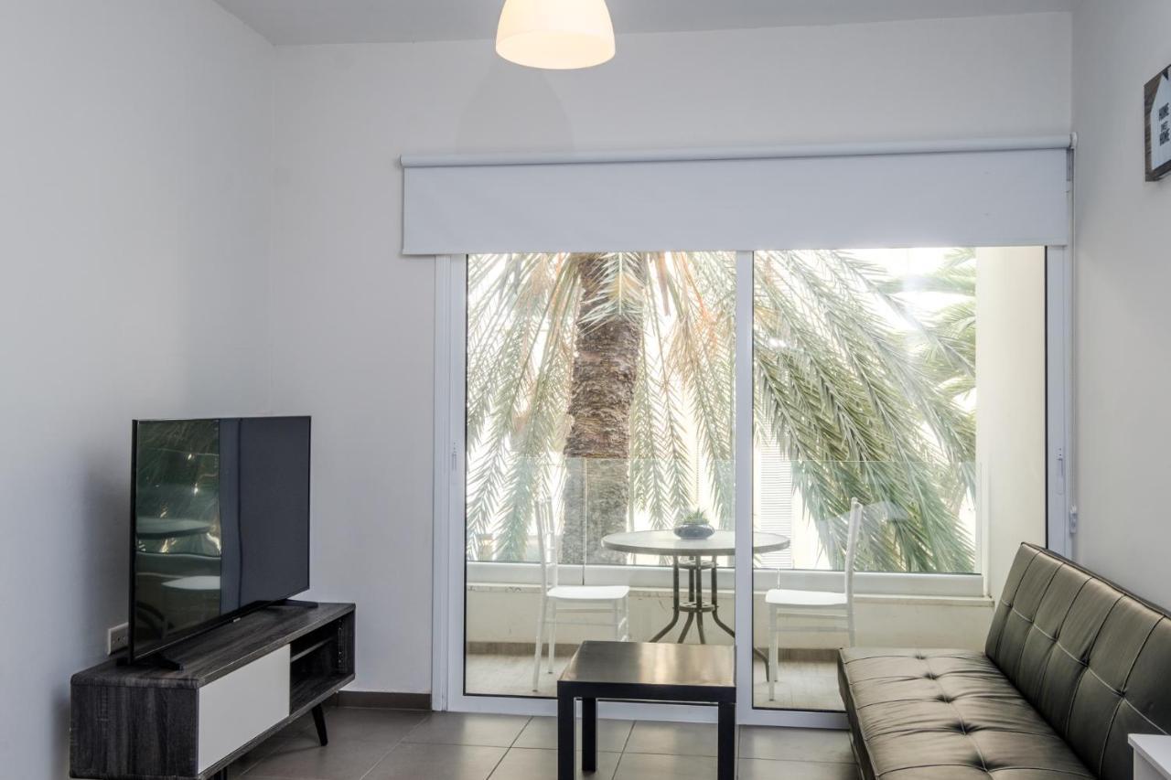 Spacious Studio Downtown 라르나카 외부 사진